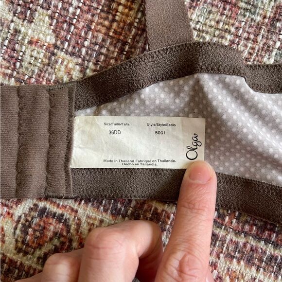 Olga 36DD brown polka dot and lace bra with underwire thick adjustable straps - Picture 7 of 7